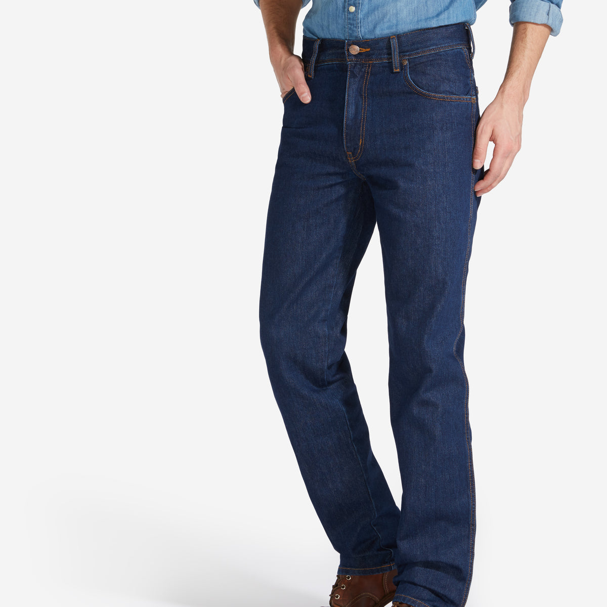 Wrangler Authentics Klassieke jeans met comfortabele taille voor heren, Blauw, 34W / 36L Wrangler Authentics Klassieke jeans met comfortabele taille voor heren, Blauw, 34W / 36L